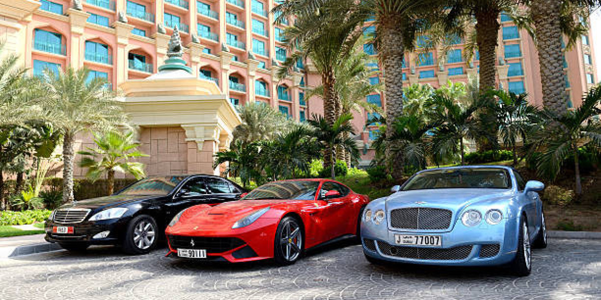 Setting Sail Without Breaking the Bank: Finding Cheap Yacht Rentals in Dubai